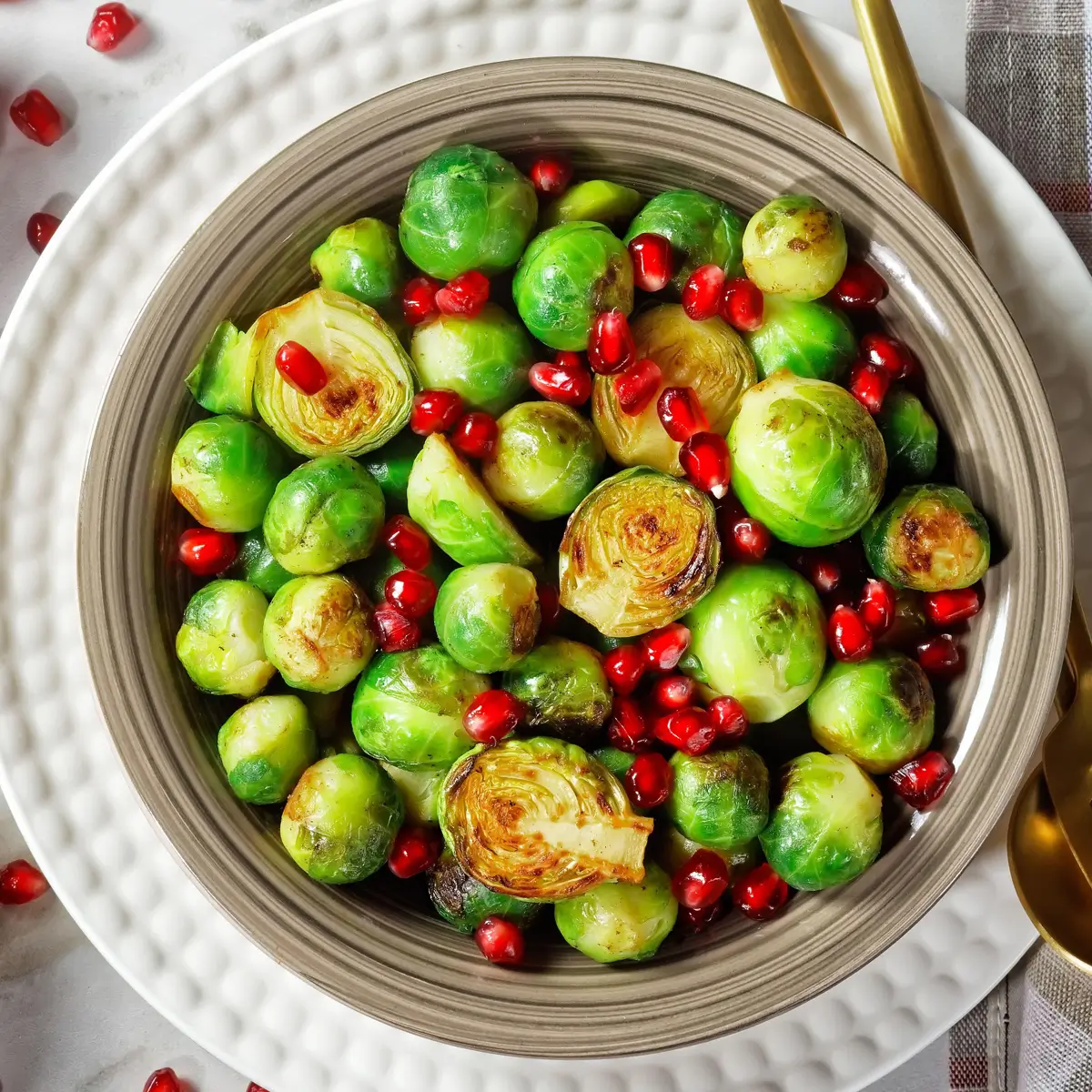 Narlı Parmesanlı Brüksel Lahanası