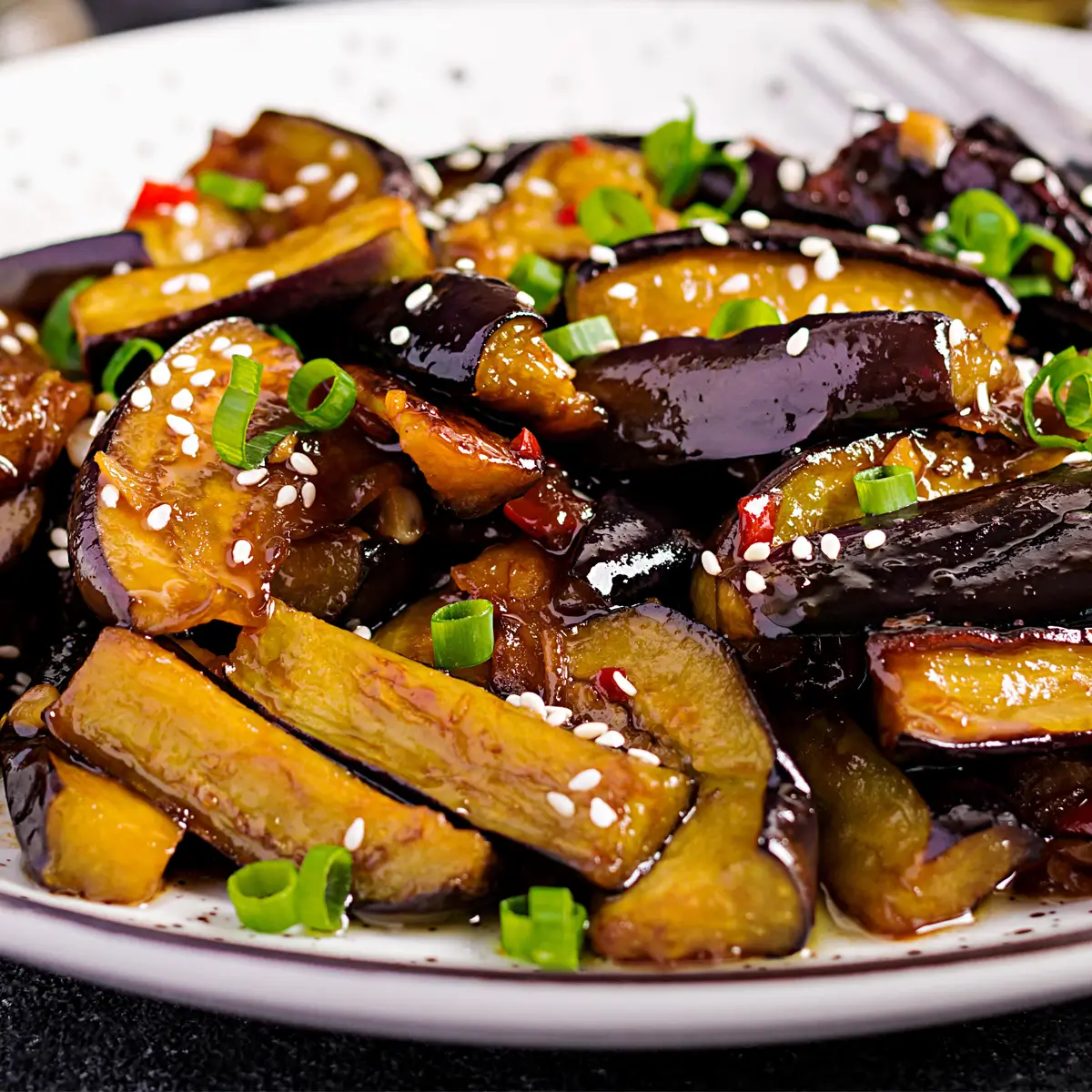 Soya Soslu Sarımsaklı Patlıcan