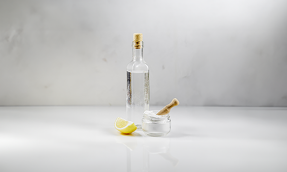 Püf Noktaları Burada: Kireçlenmiş Mutfak Eşyası Nasıl Temizlenir?