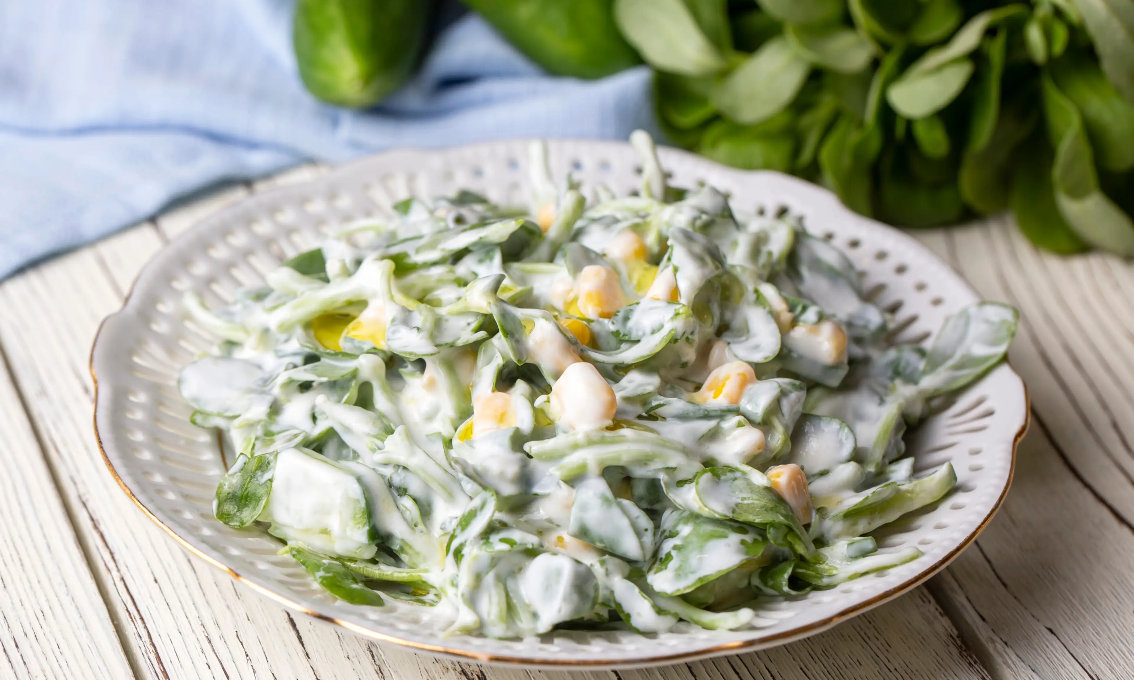 Yoğurtlu Semizotu Salatası Tarifi