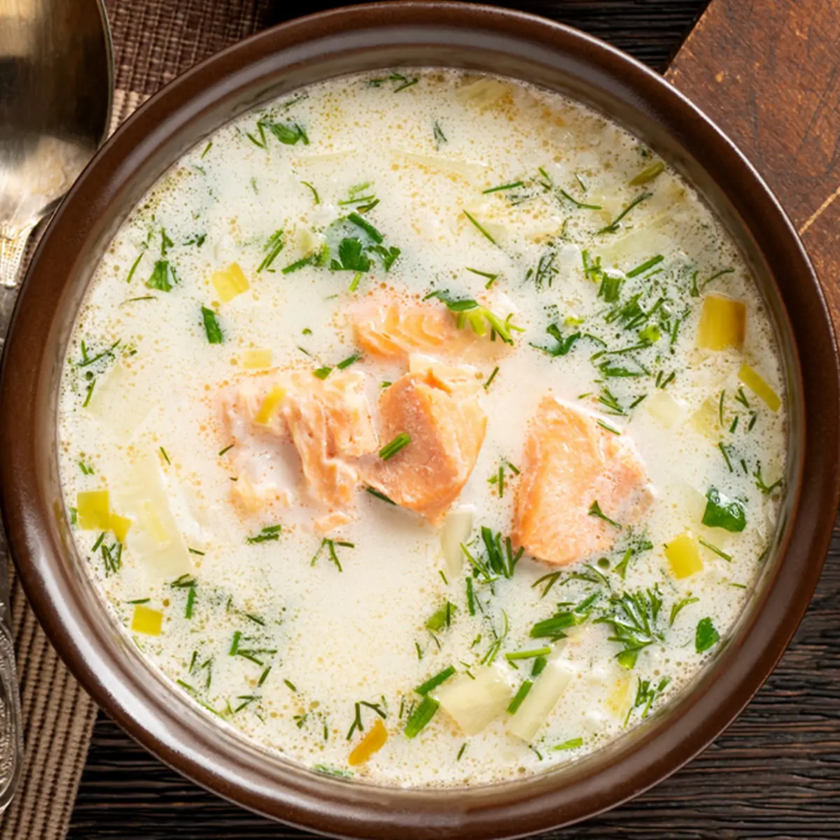 Somonlu Pırasa Çorbası Tarifi