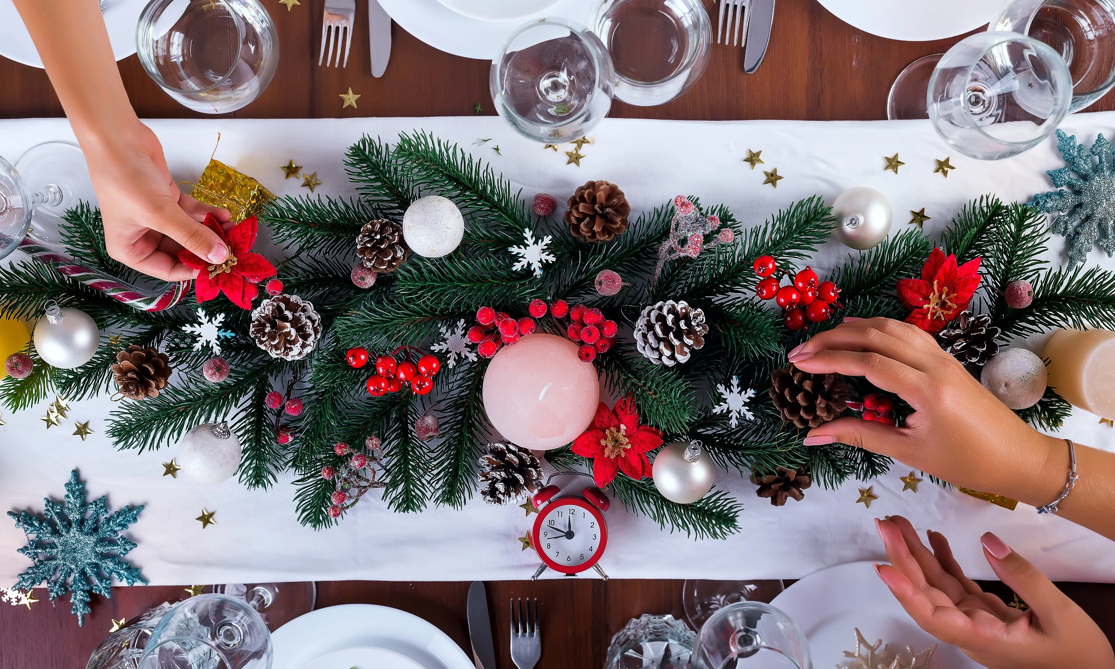 Arçelik'ten Yılbaşı Sofranızı Işıltılı Hale Getirecek 7 Dekorasyon Fikri