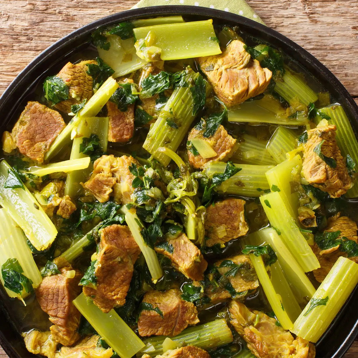 Kereviz Saplı Et Tarifi