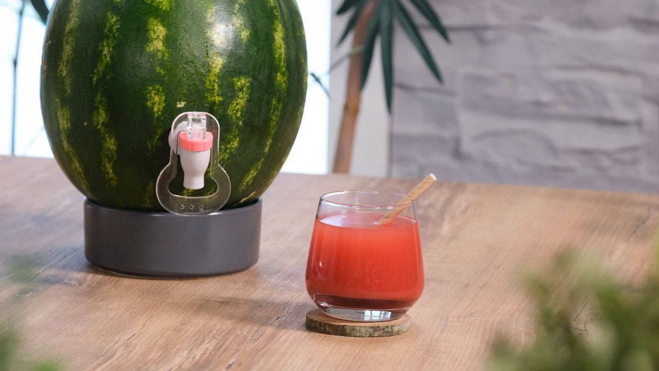 Karpuz İçinde Karpuz Suyu Tarifi Nasıl Yapılır?