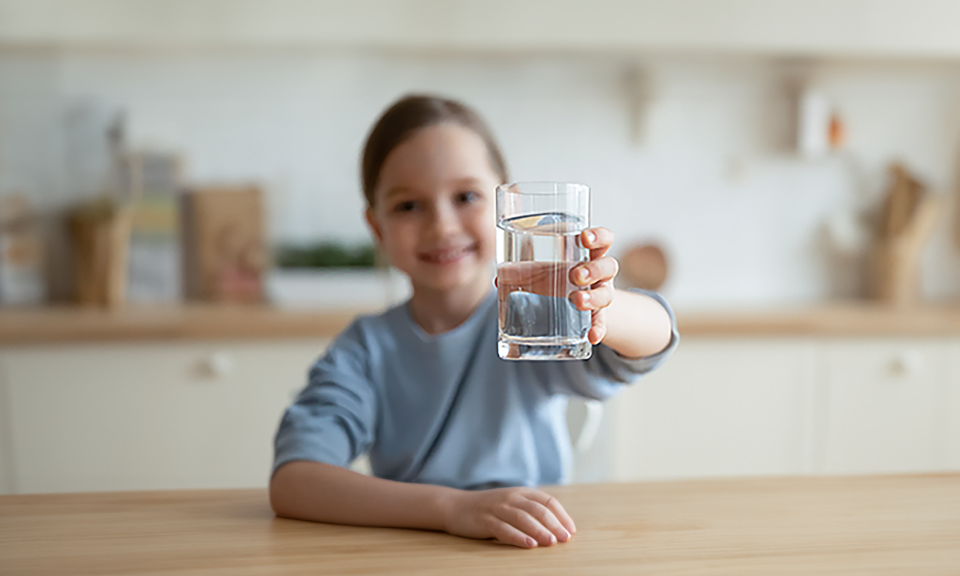 Aç Karnına Su İçmenin Faydaları