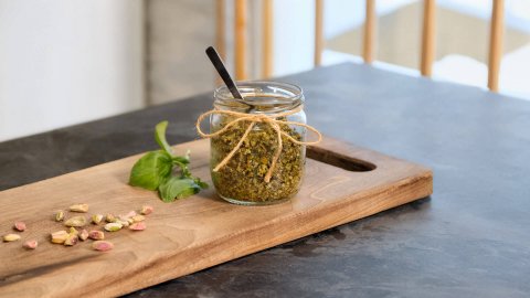 İtalyan Fıstıklı Pesto Tarifi