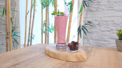 Probiyotikli Böğürtlen Smoothie Tarifi