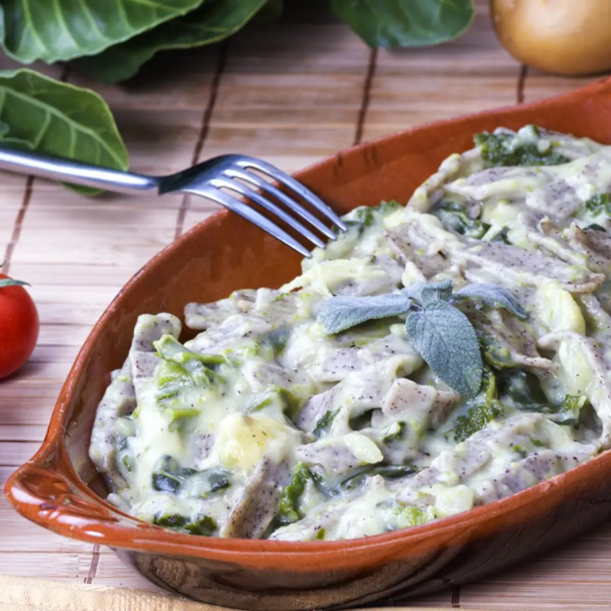 Pi̇zzoccheri̇ Makarna Tari̇fi̇