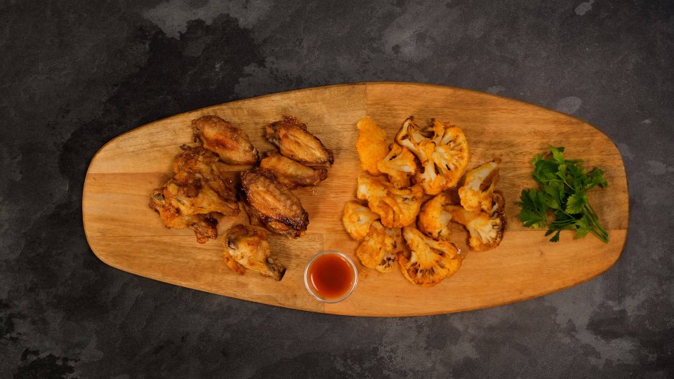 Çıtır Karnabahar Ve Acılı Tavuk Kanatları Tarifi