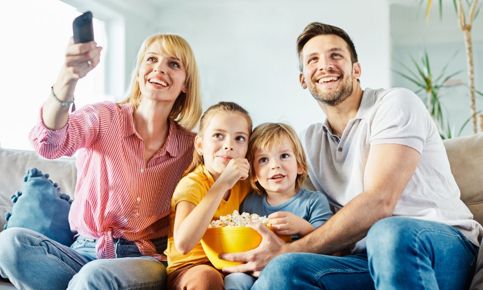 Kumandayı Elinize Almadan Önerilerimize Göz Atın: Televizyon Almadan Önce Dikkat Edilmesi Gerekenler